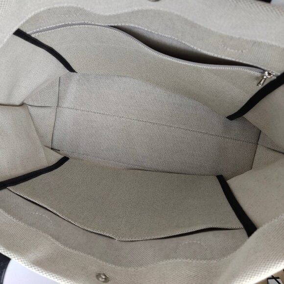 Longchamp Black and White Tote - Picture 6 of 9